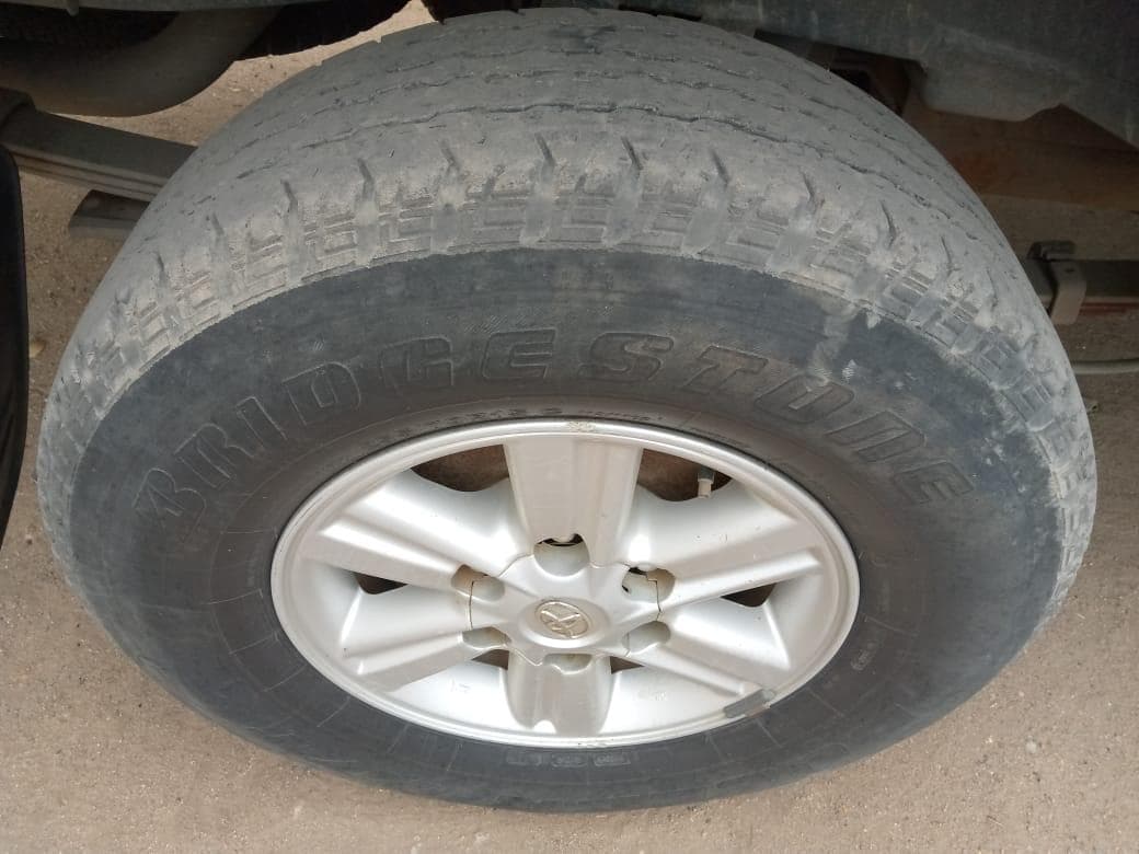 Toyota Hilux 3,0 D4D 4X2 cabine simples · — imagen 9
