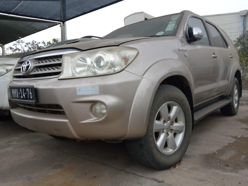 Toyota Fortuner 4WD  · — imagen 10