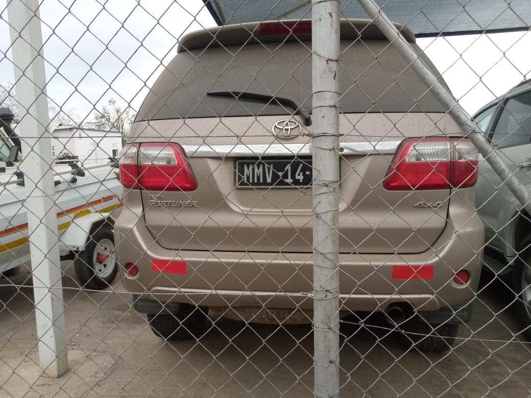 Toyota Fortuner 4WD  · — imagen 15