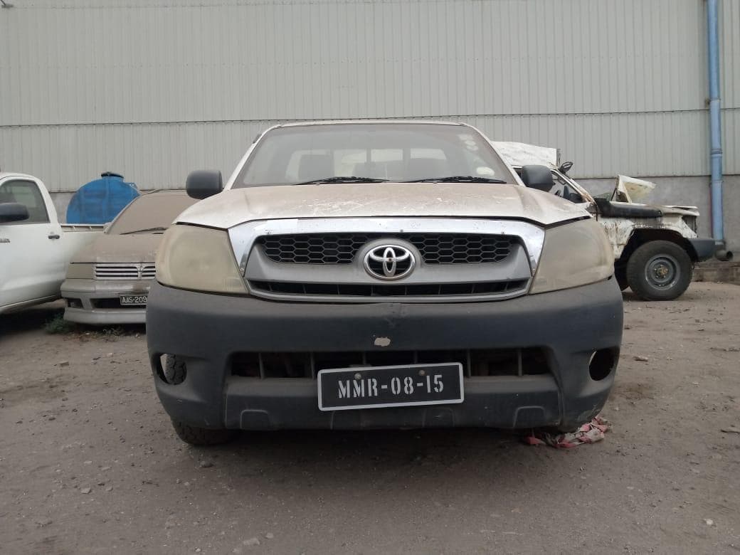 Toyota Hilux ·