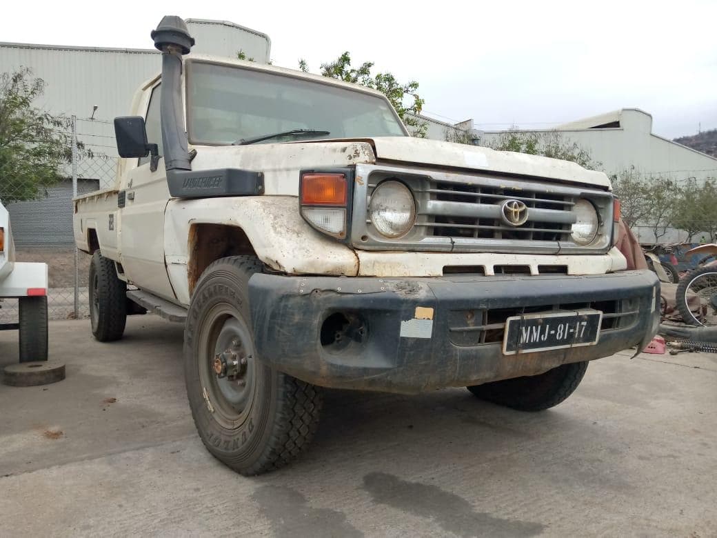 Toyota Land Cruiser OFF ROAD PICK UP 4X4 · — imagem 2
