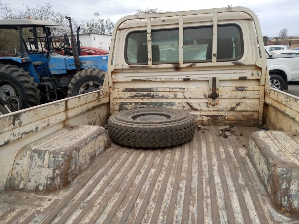 Toyota Land Cruiser OFF ROAD PICK UP 4X4 · — imagem 13