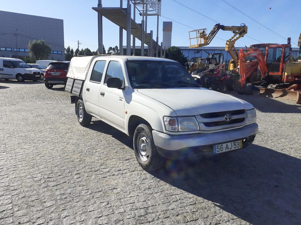 Toyota Hilux · Cabine Dupla · Ano 2005 — imagem 1