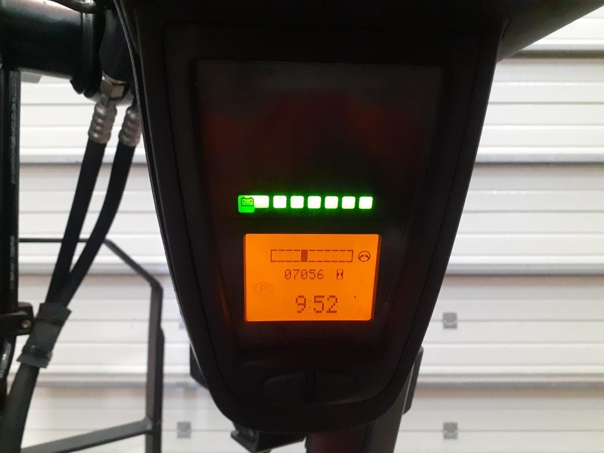 Empilhador Elétrico Linde E25-01 · Ano 2012 — imagem 9