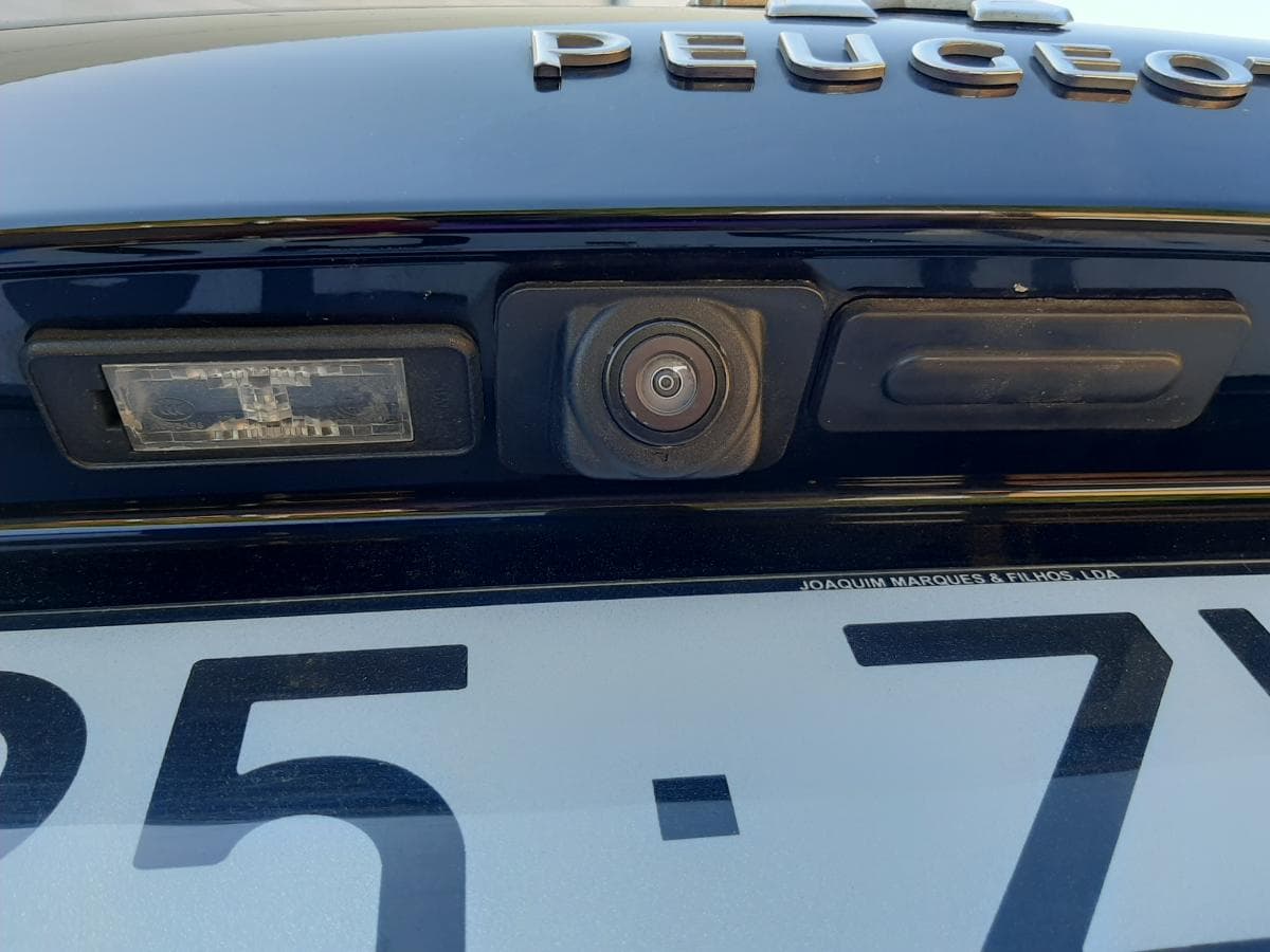 Peugeot 308 1.6 Blue HDI · Ano 2015 — imagen 10