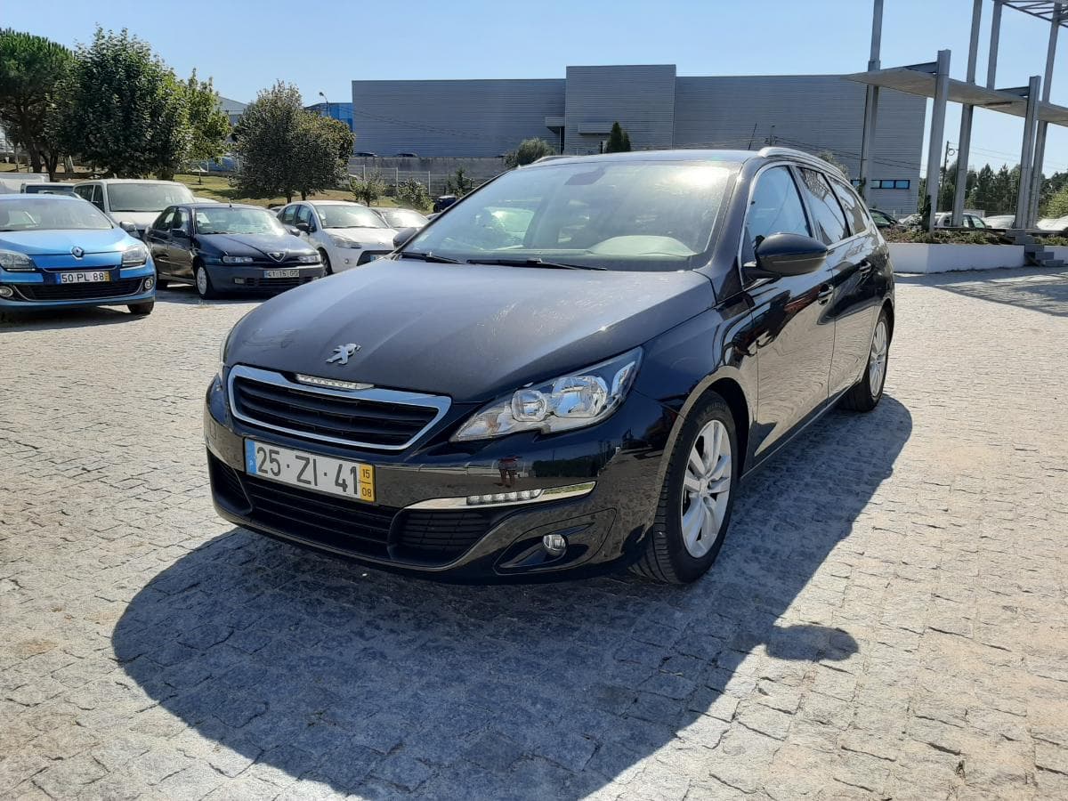 Peugeot 308 1.6 Blue HDI · Ano 2015 — imagen 3