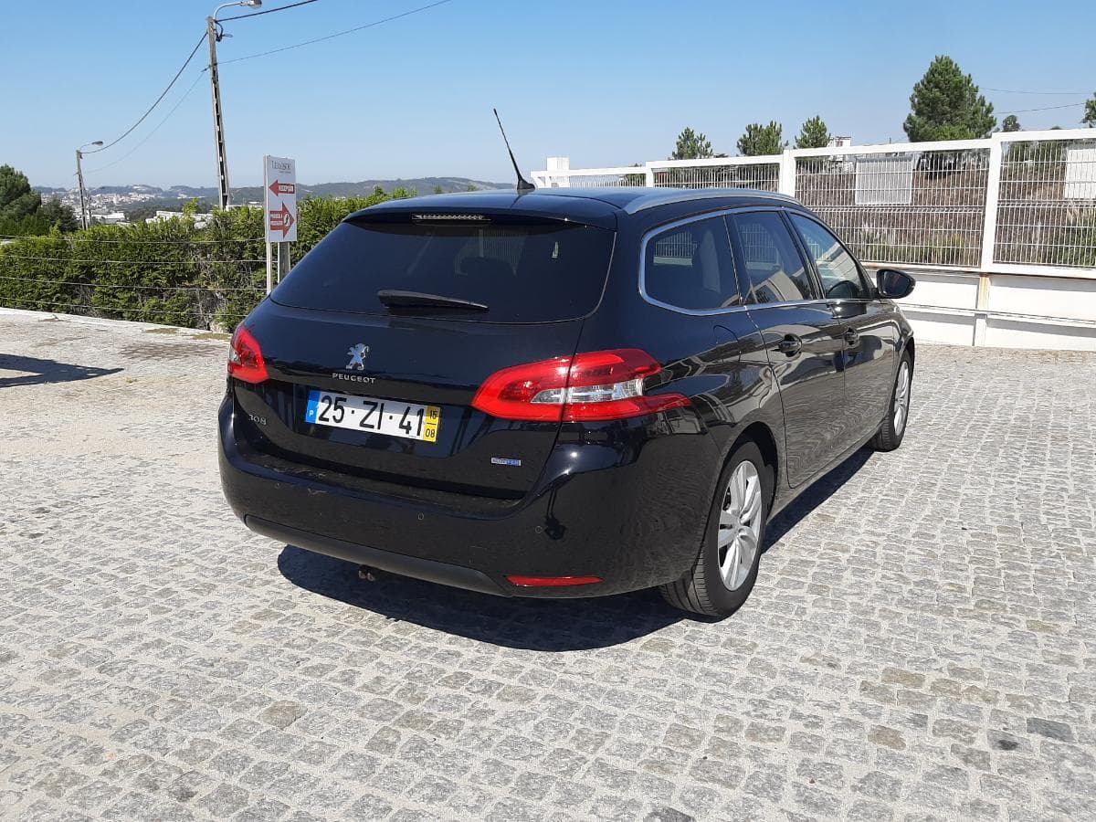 Peugeot 308 1.6 Blue HDI · Ano 2015 — imagen 6