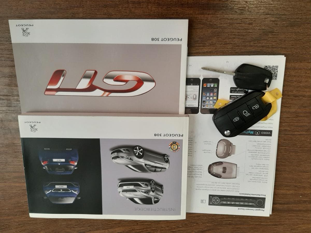 Peugeot 308 1.6 Blue HDI · Ano 2015 — imagen 30