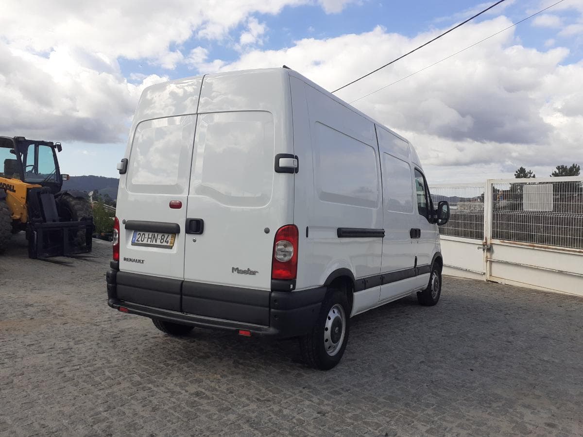 Renault Master 2.5 DCI · Ano 2009 — imagem 4
