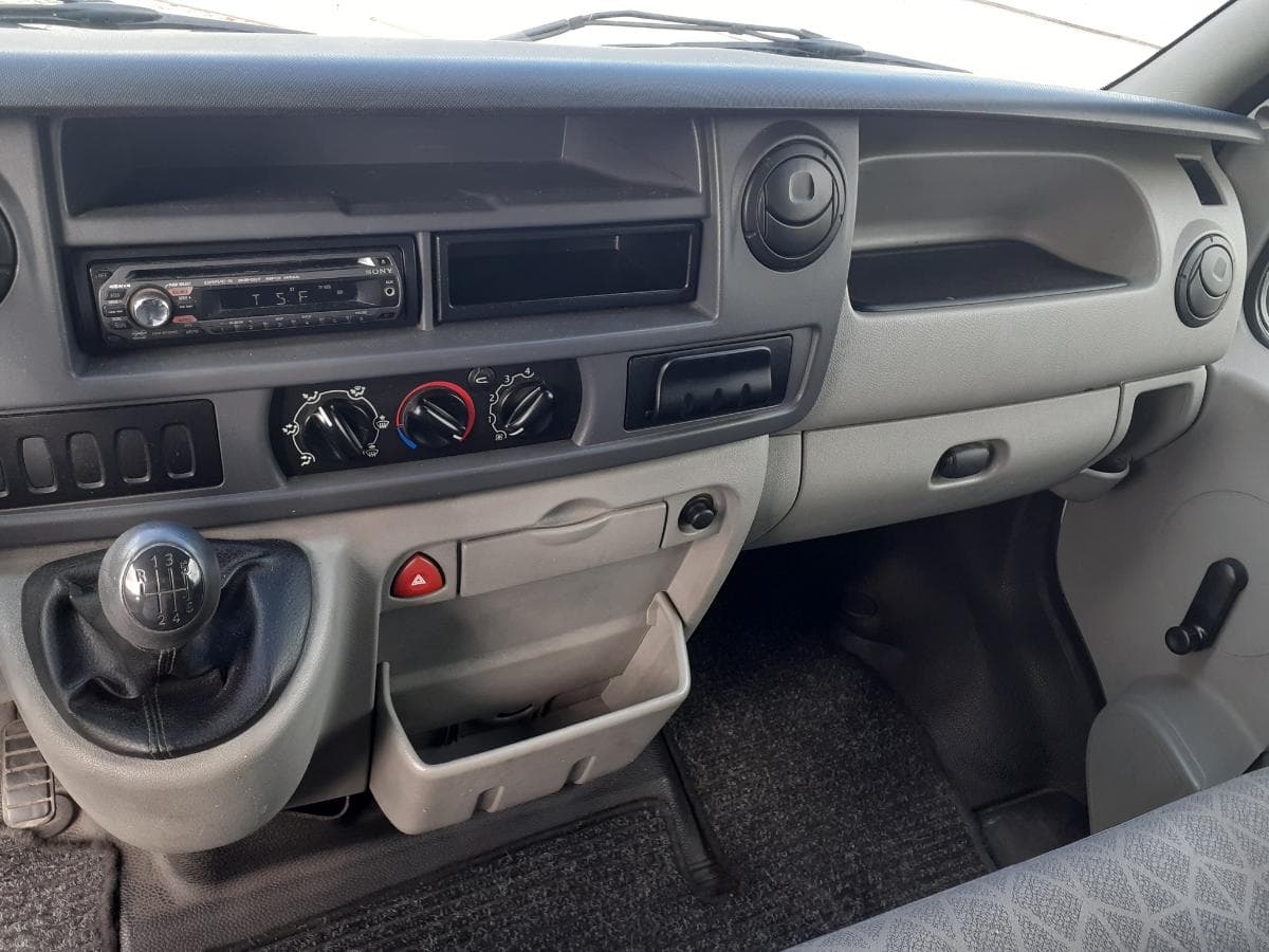 Renault Master 2.5 DCI · Ano 2009 — imagem 12