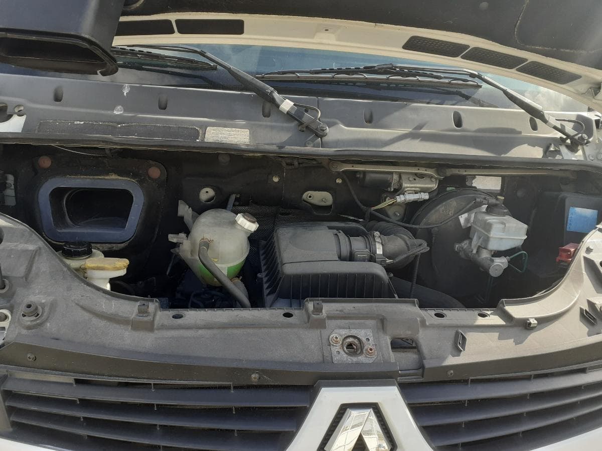 Renault Master 2.5 DCI · Ano 2009 — imagem 16