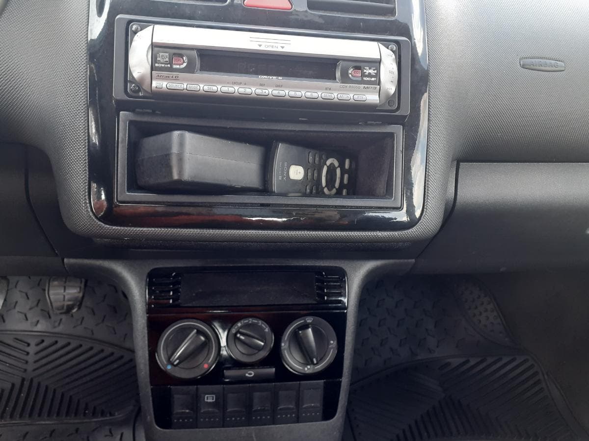 Volkswagen Polo 1.0 · Ano 2000 — imagem 11