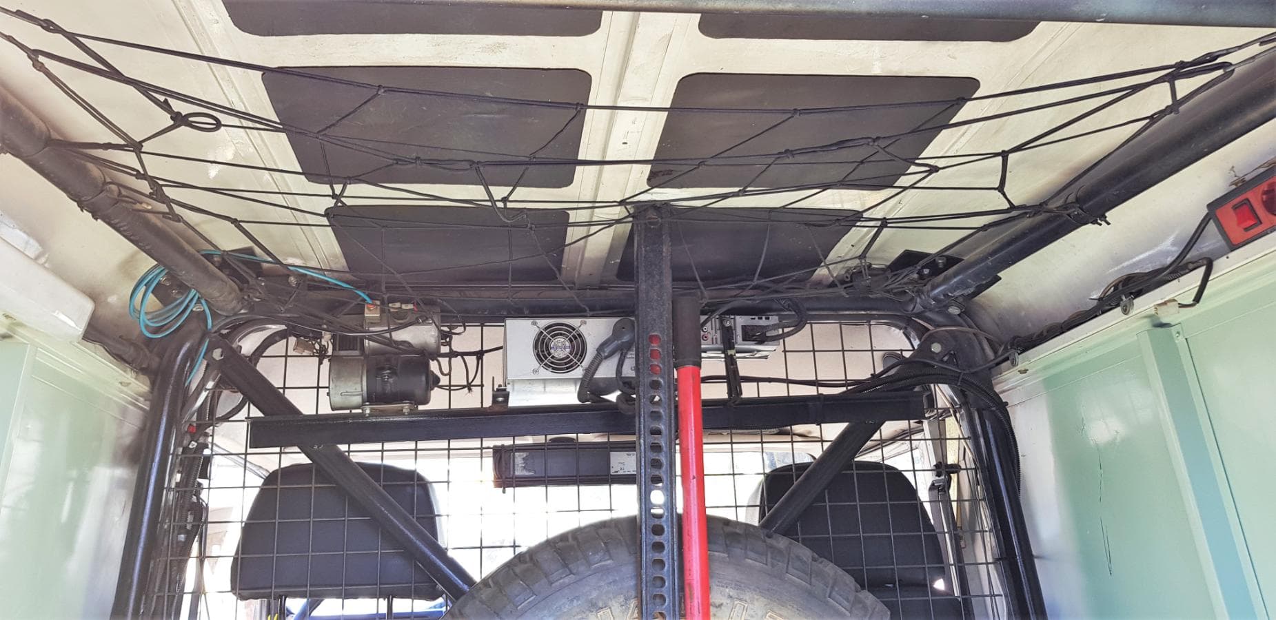 Land Rover Defender 90 TD5 — imagem 28