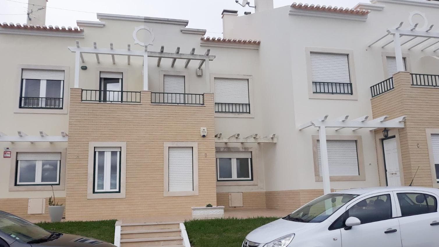 Moradia V2 com Piscina · Torres Vedras — imagen 2