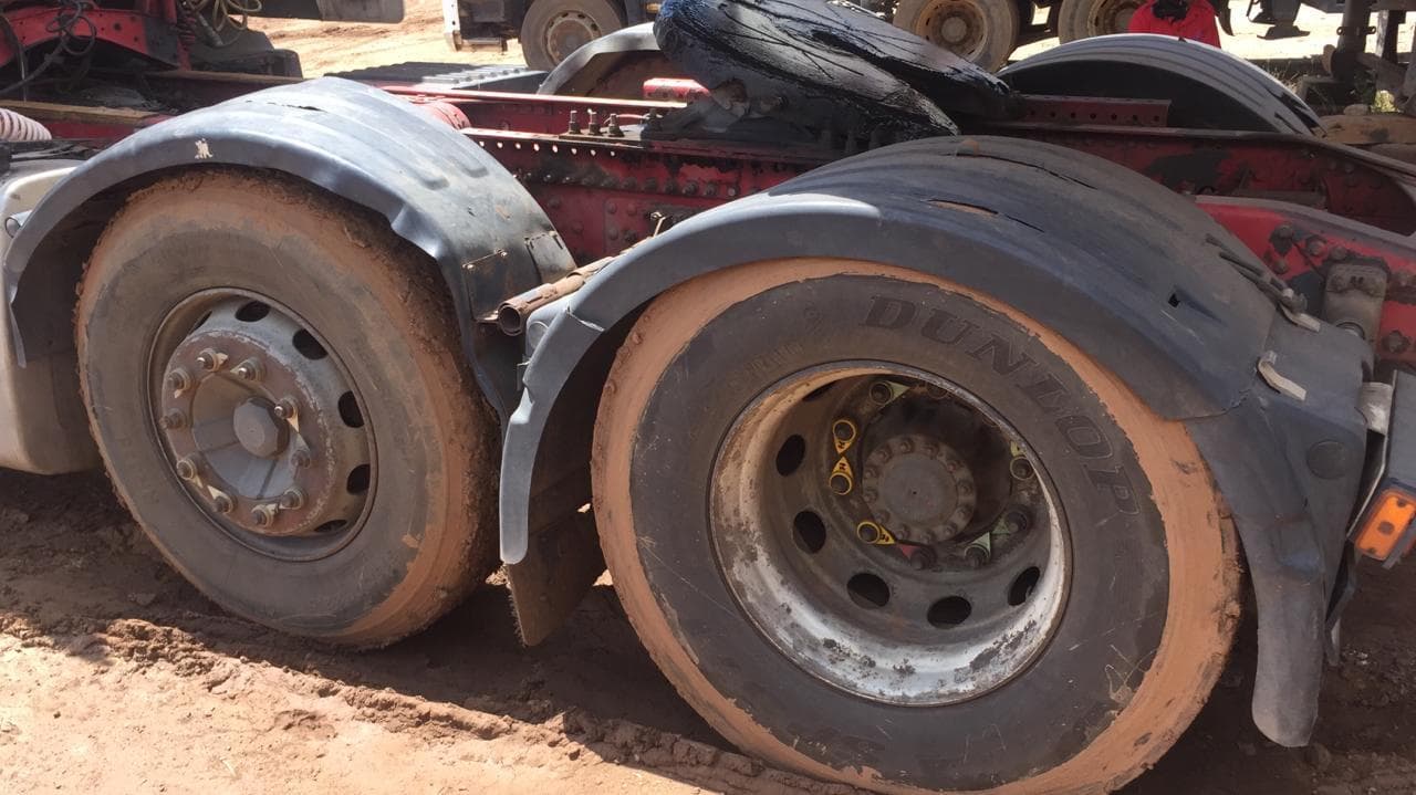 Volvo FH12 · — imagen 12