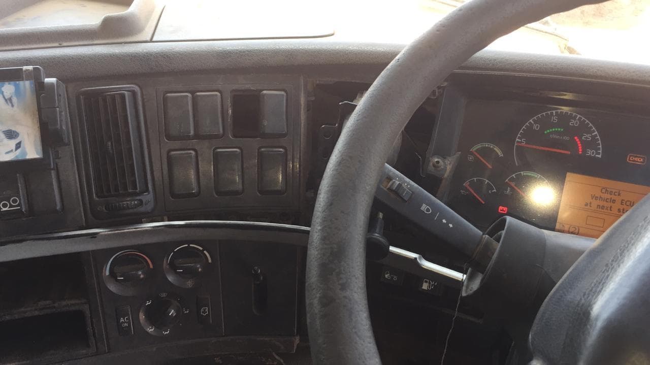 Volvo FM12 · — imagen 48