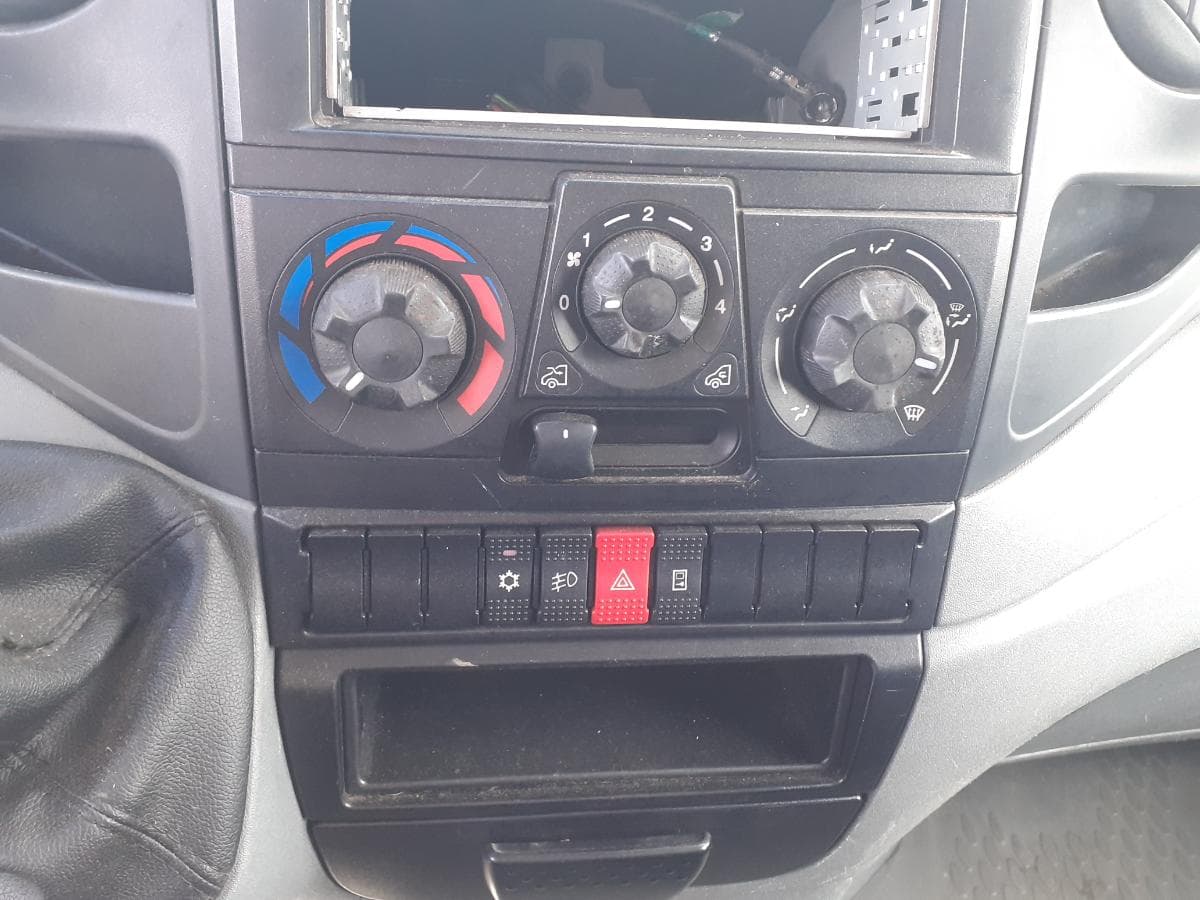 Iveco Daily 35C18V · Ano 2008 — imagem 12