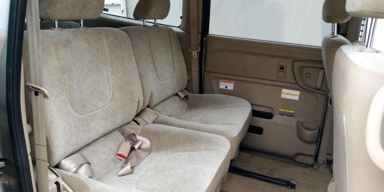 Nissan Serena · — imagem 5