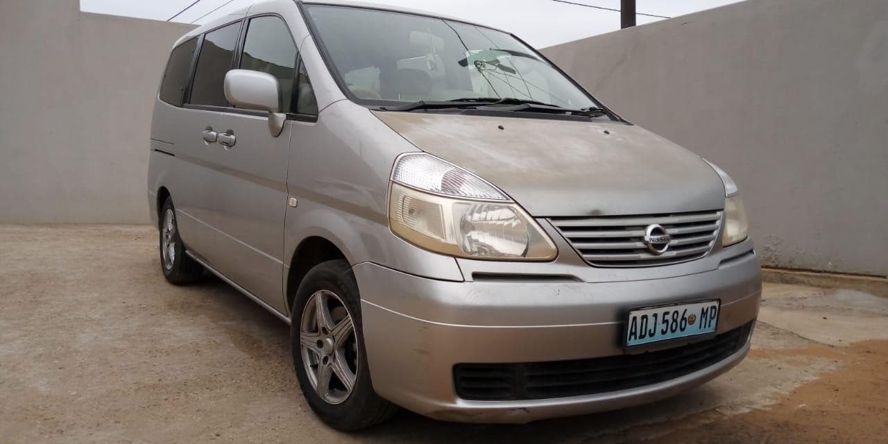Nissan Serena · — imagem 2