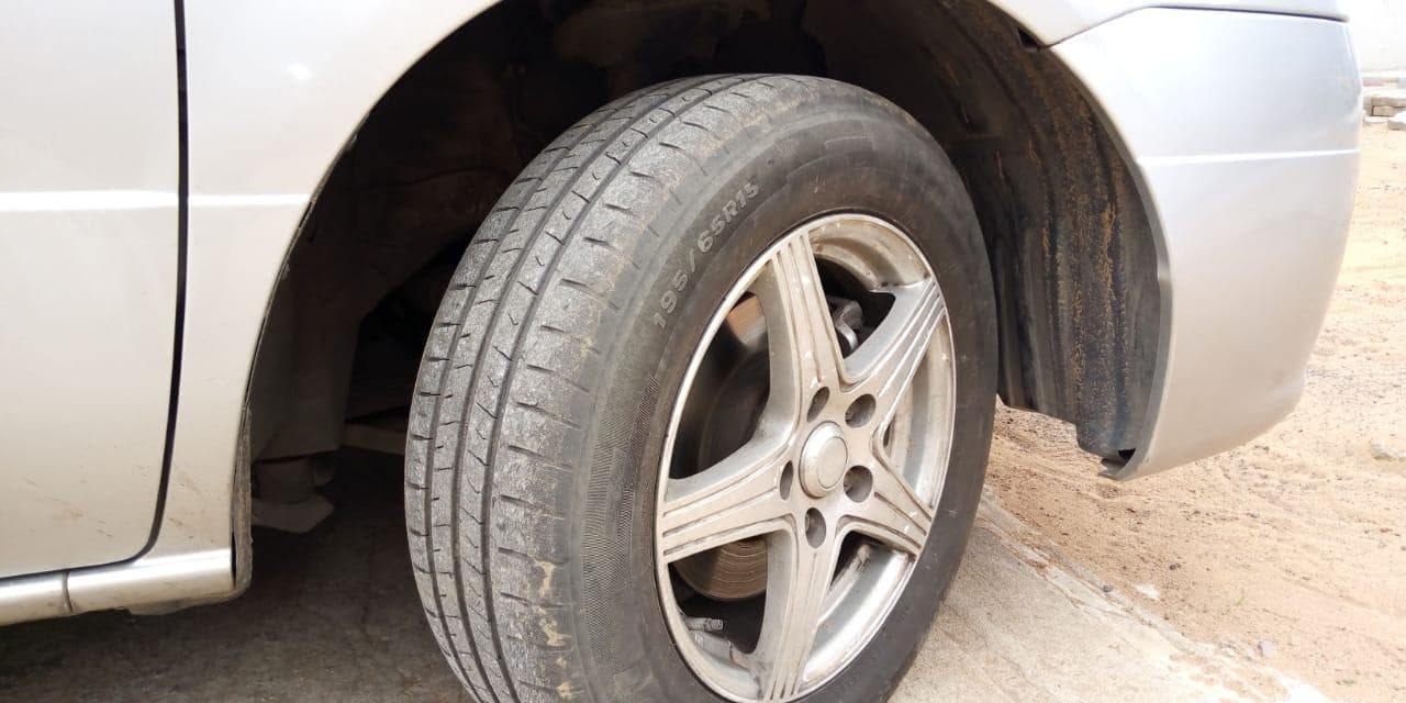 Nissan Serena · — imagem 12