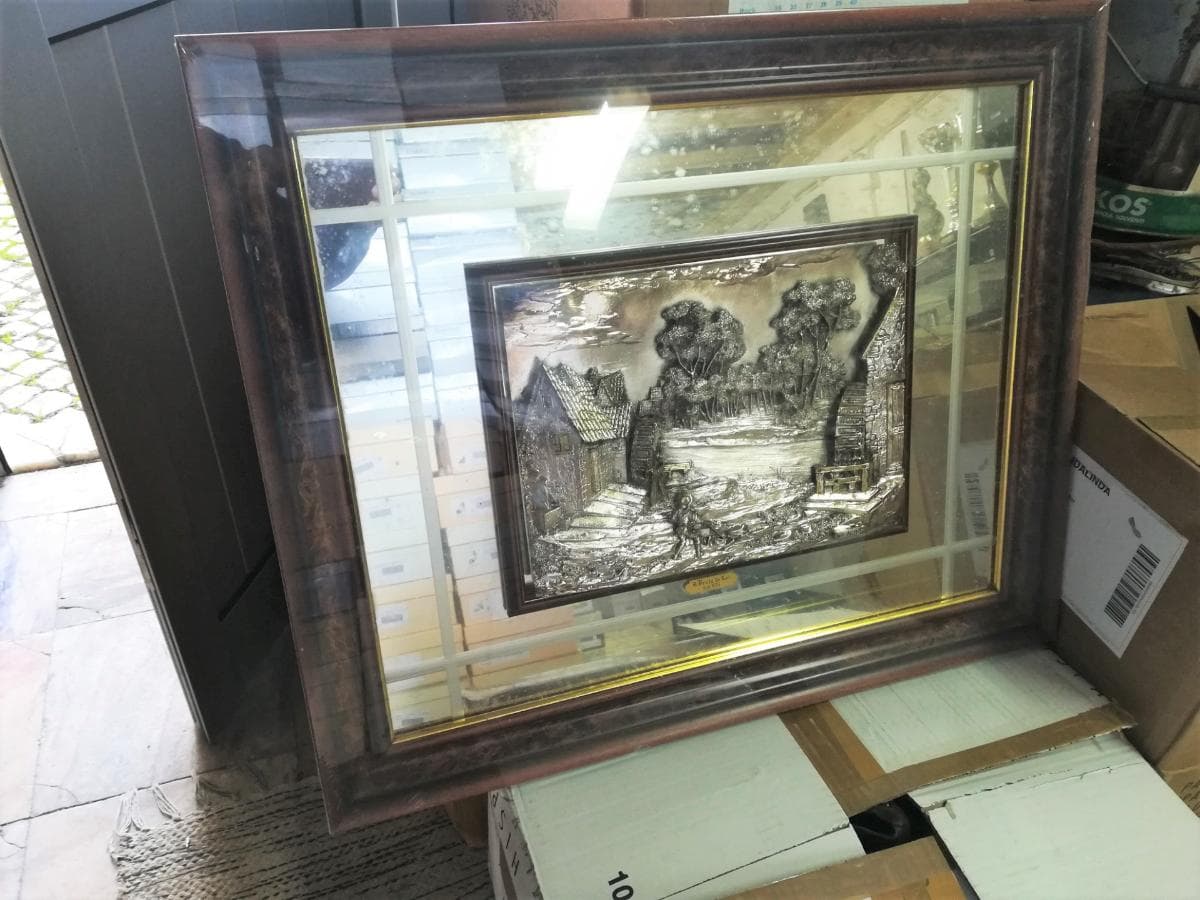 Quadro com centro em prata