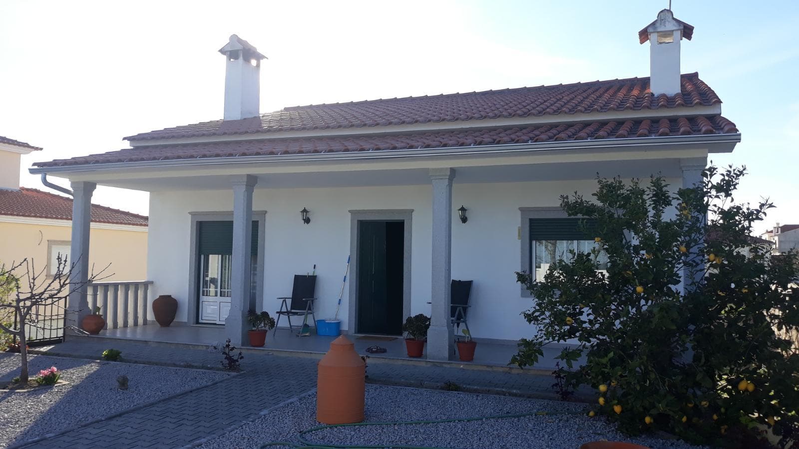Moradia V2 · Castelo Branco — image 1