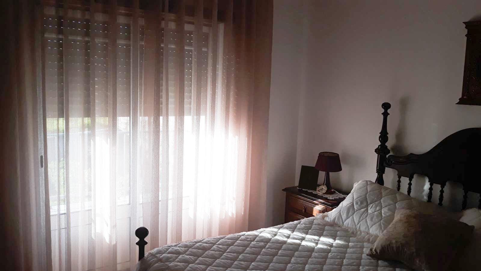 Moradia V2 · Castelo Branco — image 7