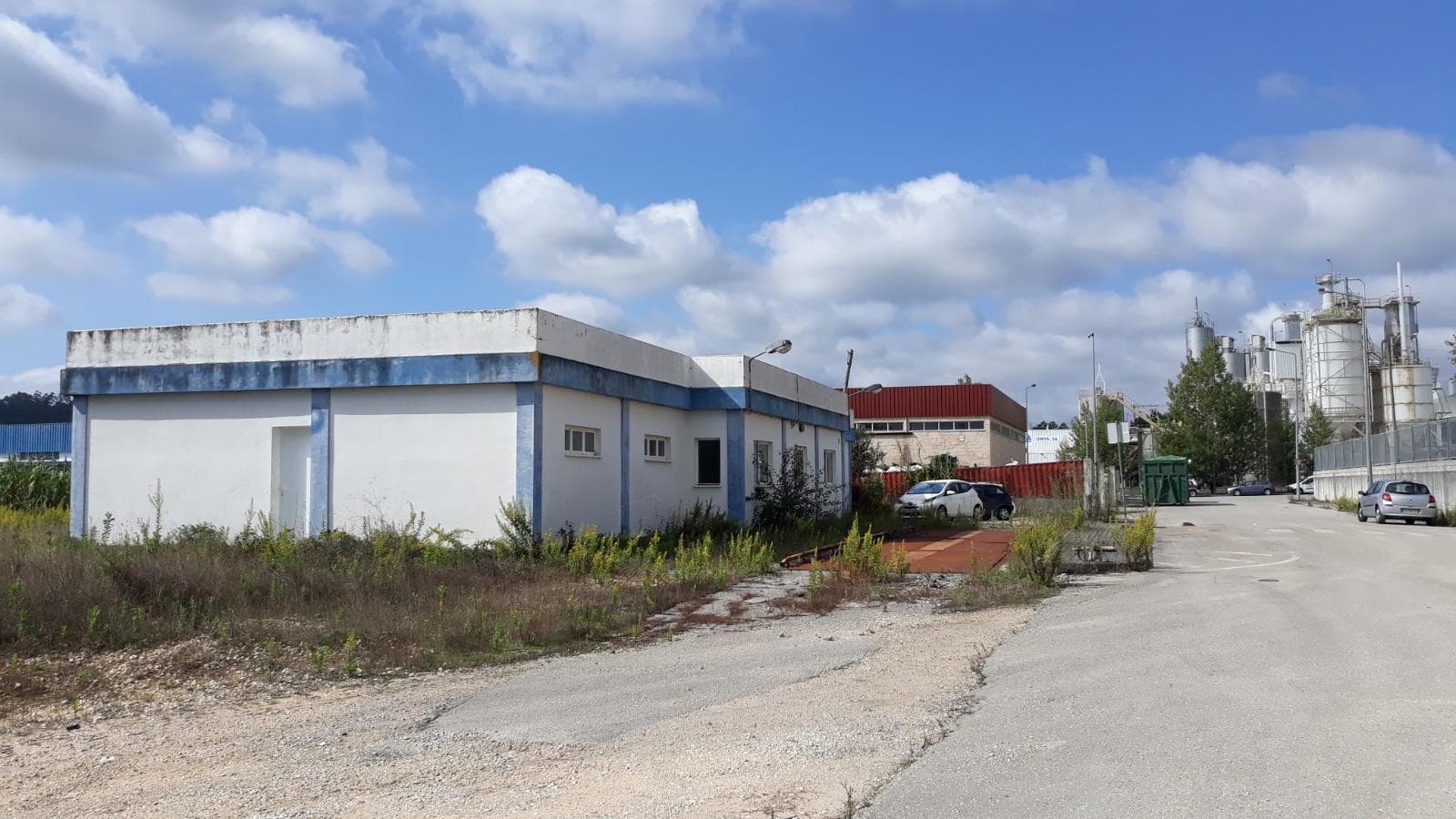 Armazém + Edifício de Escritórios · Soure — imagen 6