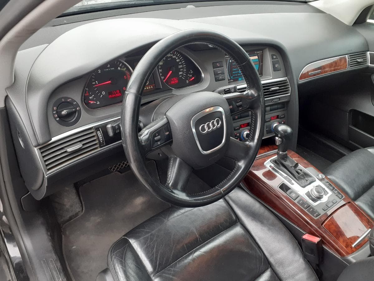 Audi A6 3.0 TDI Quattro · Ano 2005 — imagem 12