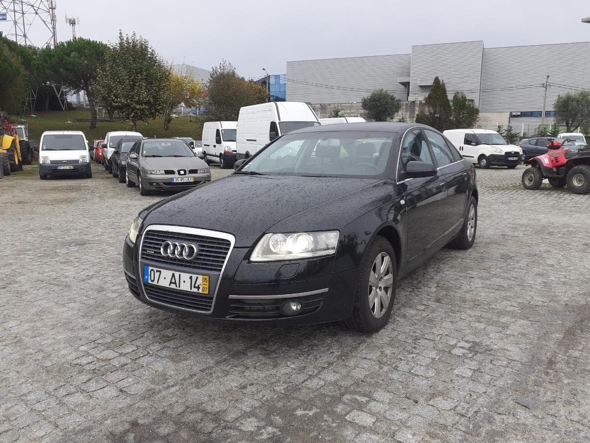 Audi A6 3.0 TDI Quattro · Ano 2005 — imagem 3