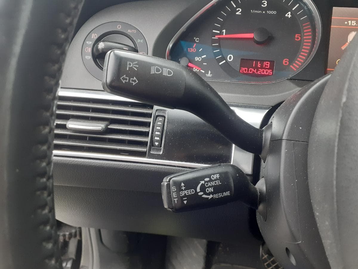 Audi A6 3.0 TDI Quattro · Ano 2005 — imagem 21