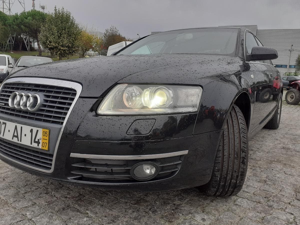 Audi A6 3.0 TDI Quattro · Ano 2005 — imagem 8
