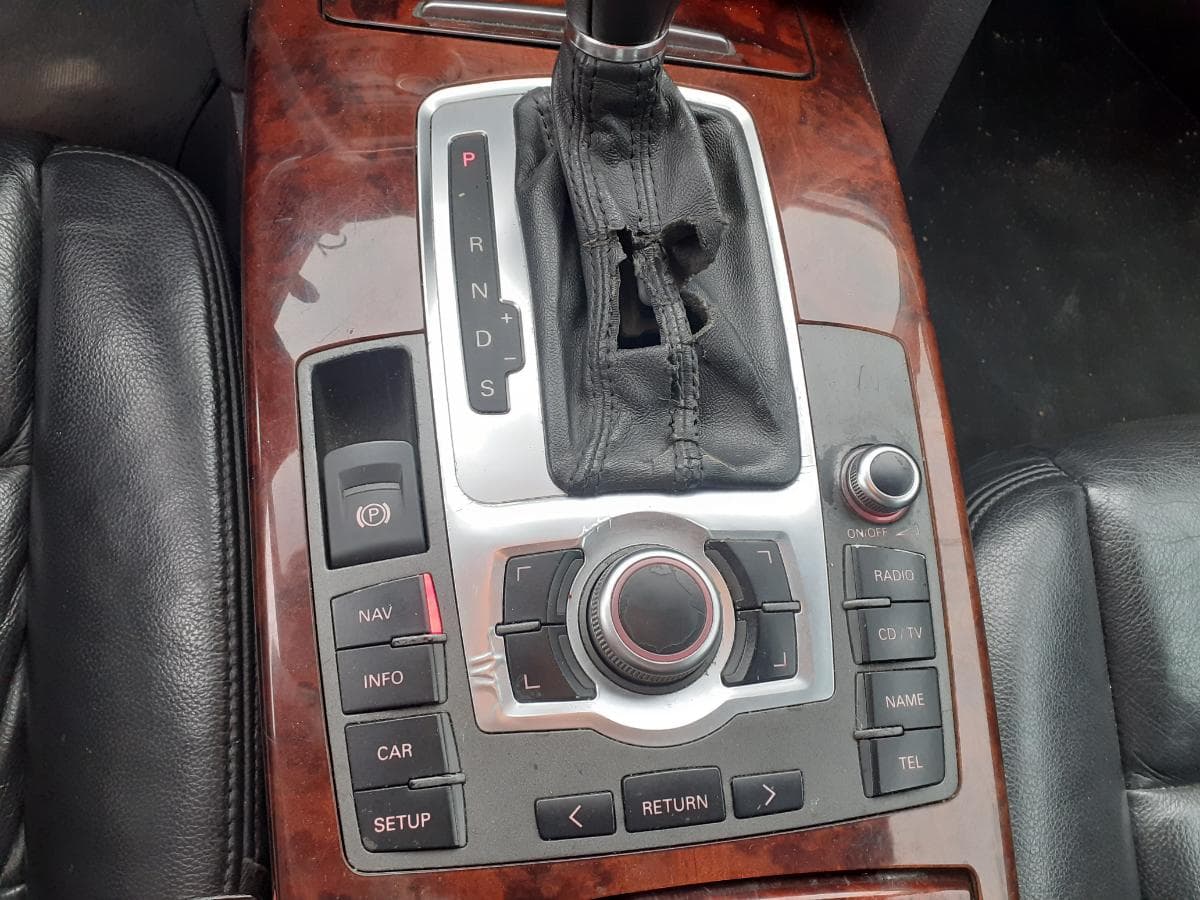 Audi A6 3.0 TDI Quattro · Ano 2005 — imagem 22