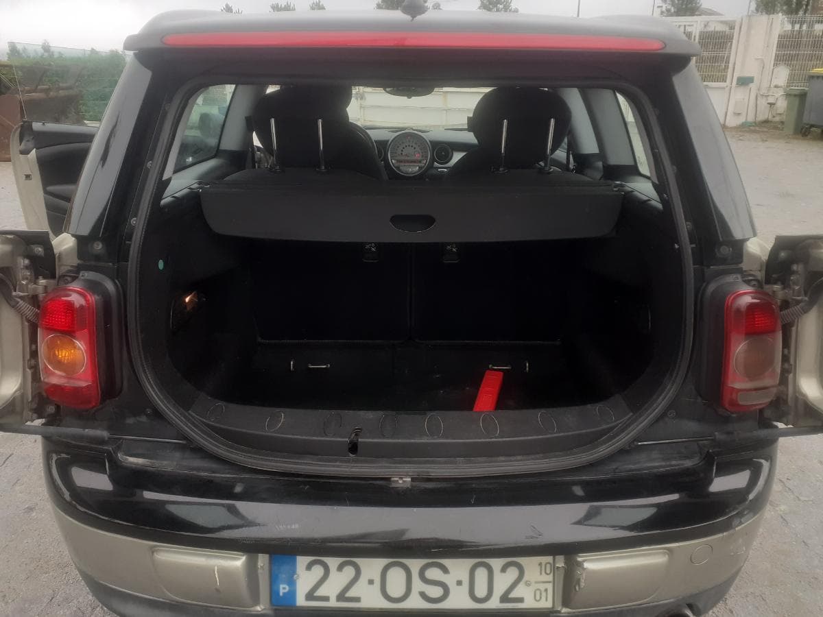 Mini Cooper D Clubman · Ano 2010 — imagem 13