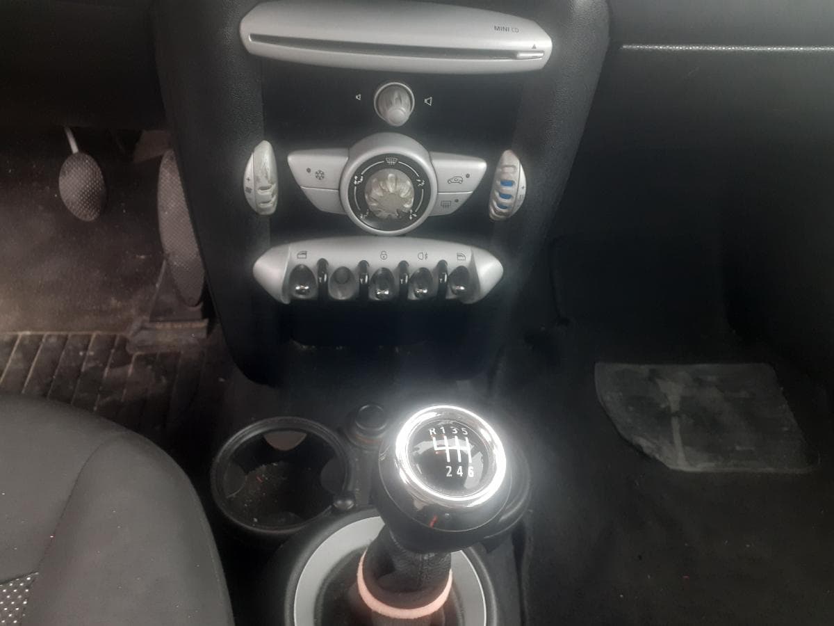 Mini Cooper D Clubman · Ano 2010 — imagem 15