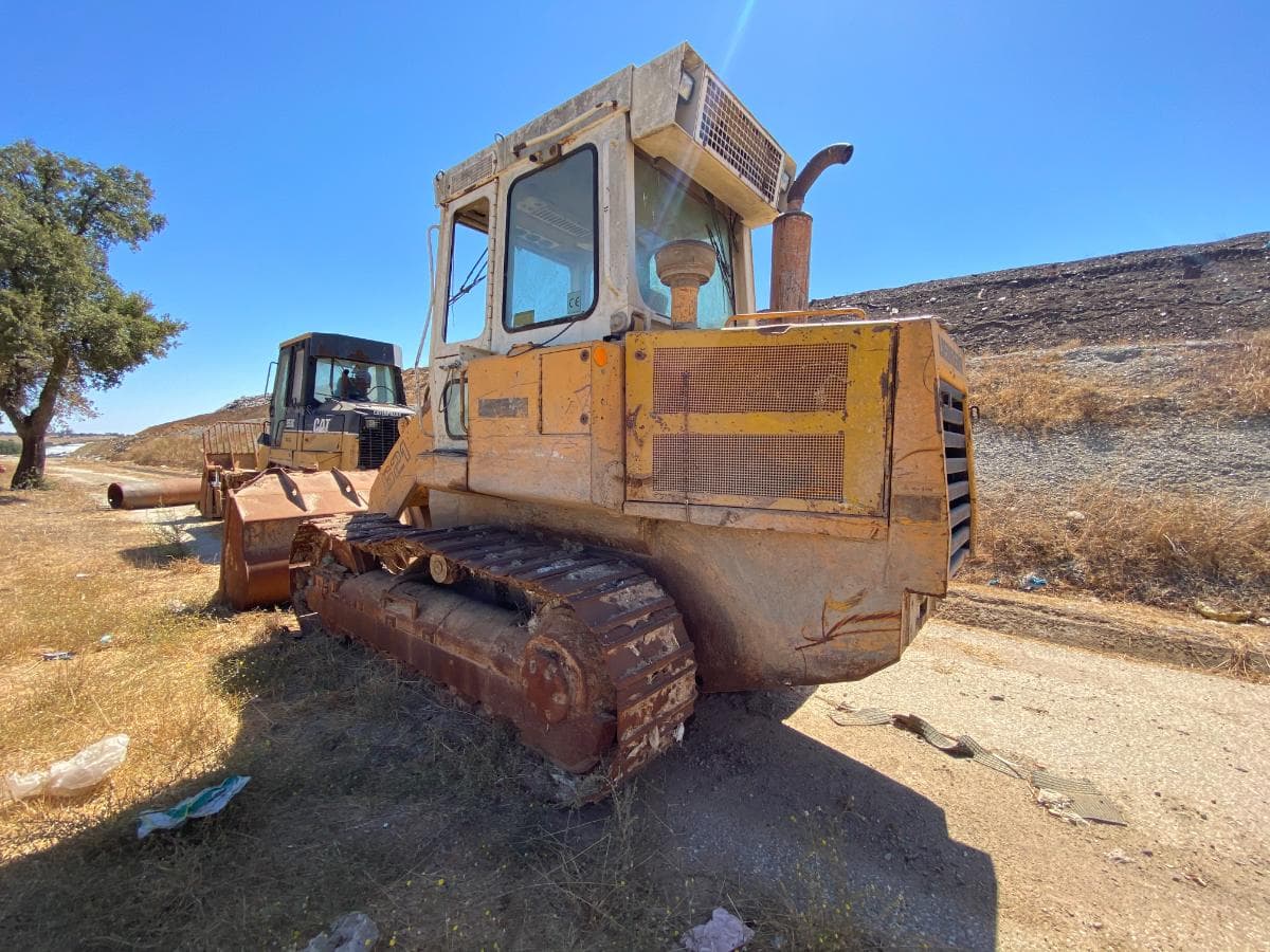 Pá de rastos Liebherr 621C · Avis — imagem 2