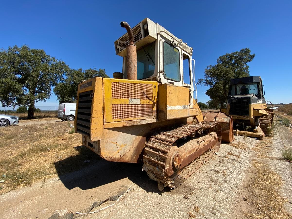Pá de rastos Liebherr 621C · Avis — imagem 3