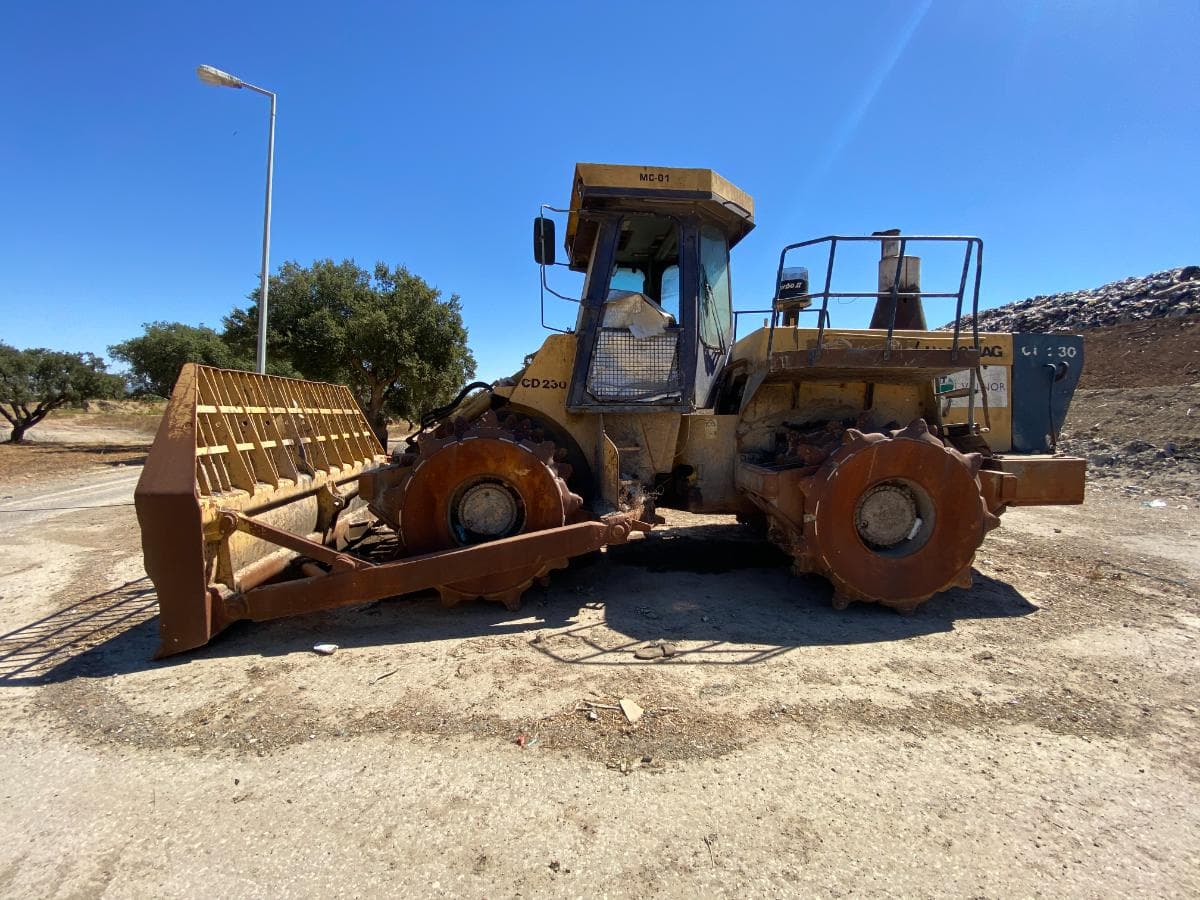 Compactador KOMATSU · Avis — imagen 2