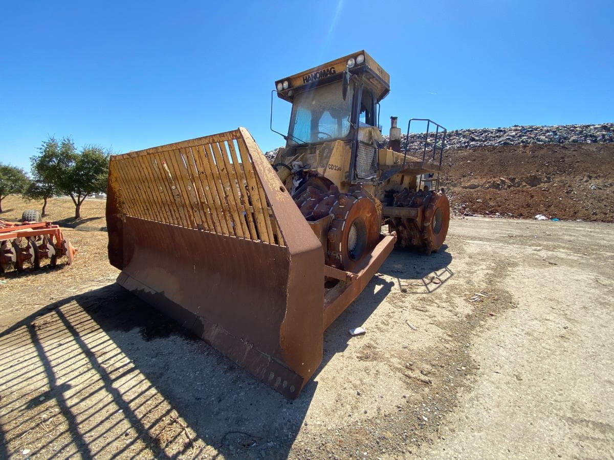Compactador KOMATSU · Avis — imagen 4