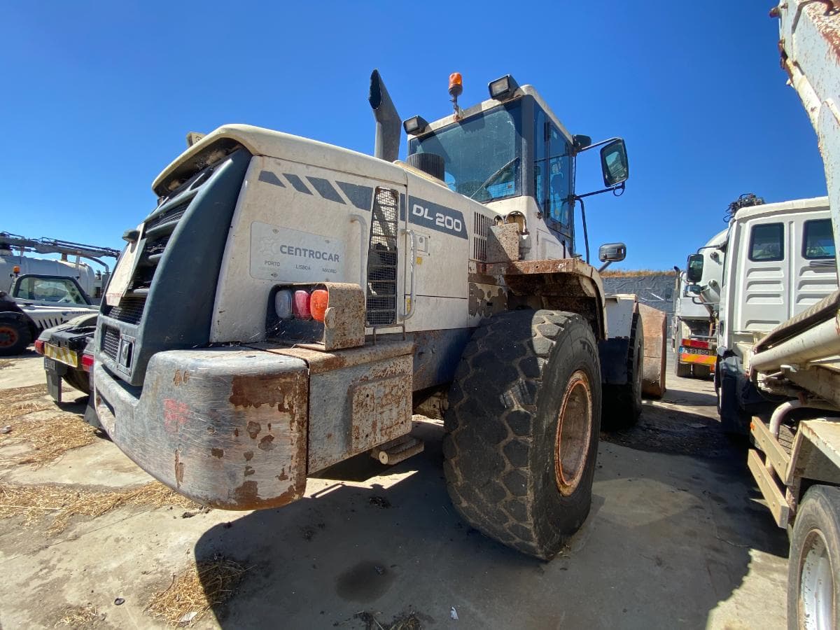 Pá de rodas Doosan DL 200 · Avis — imagen 2