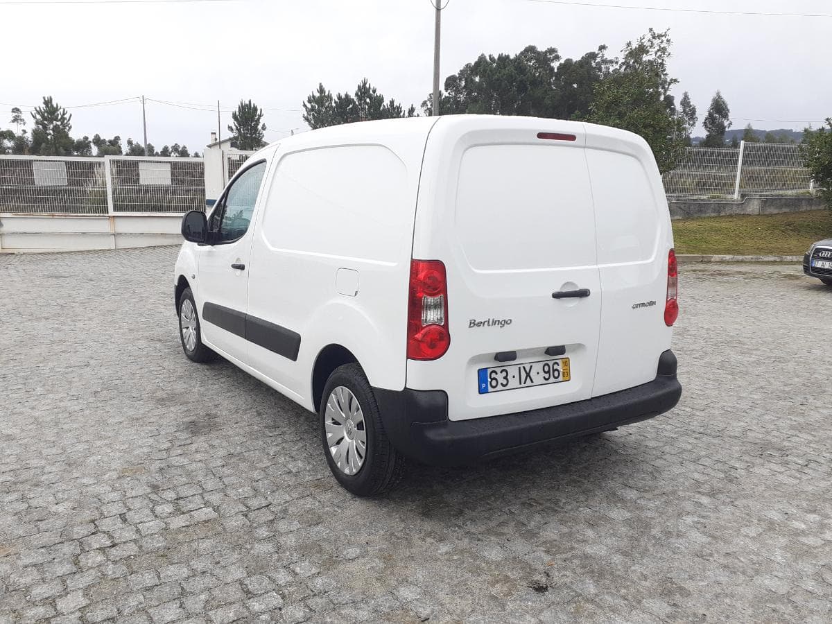 Citroën Berlingo 1.6 HDI · Ano 2010 — image 6