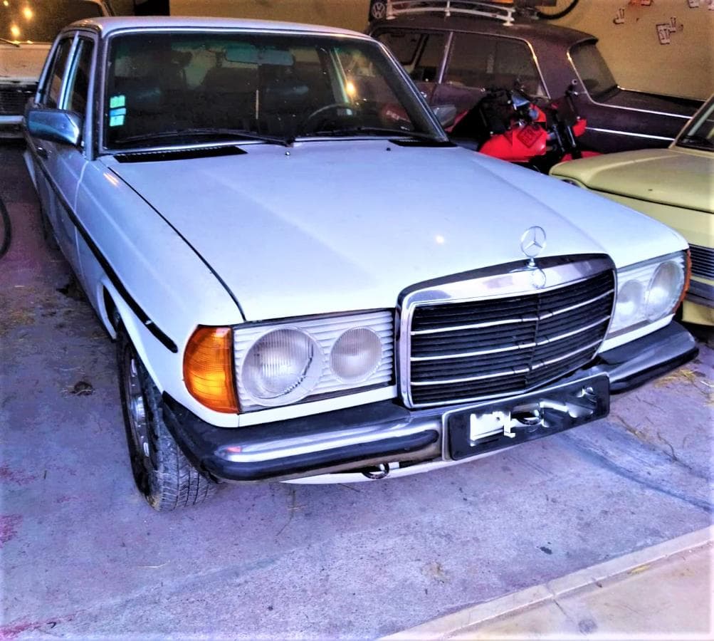 Mercedes-Benz 300 D W123 — image 2