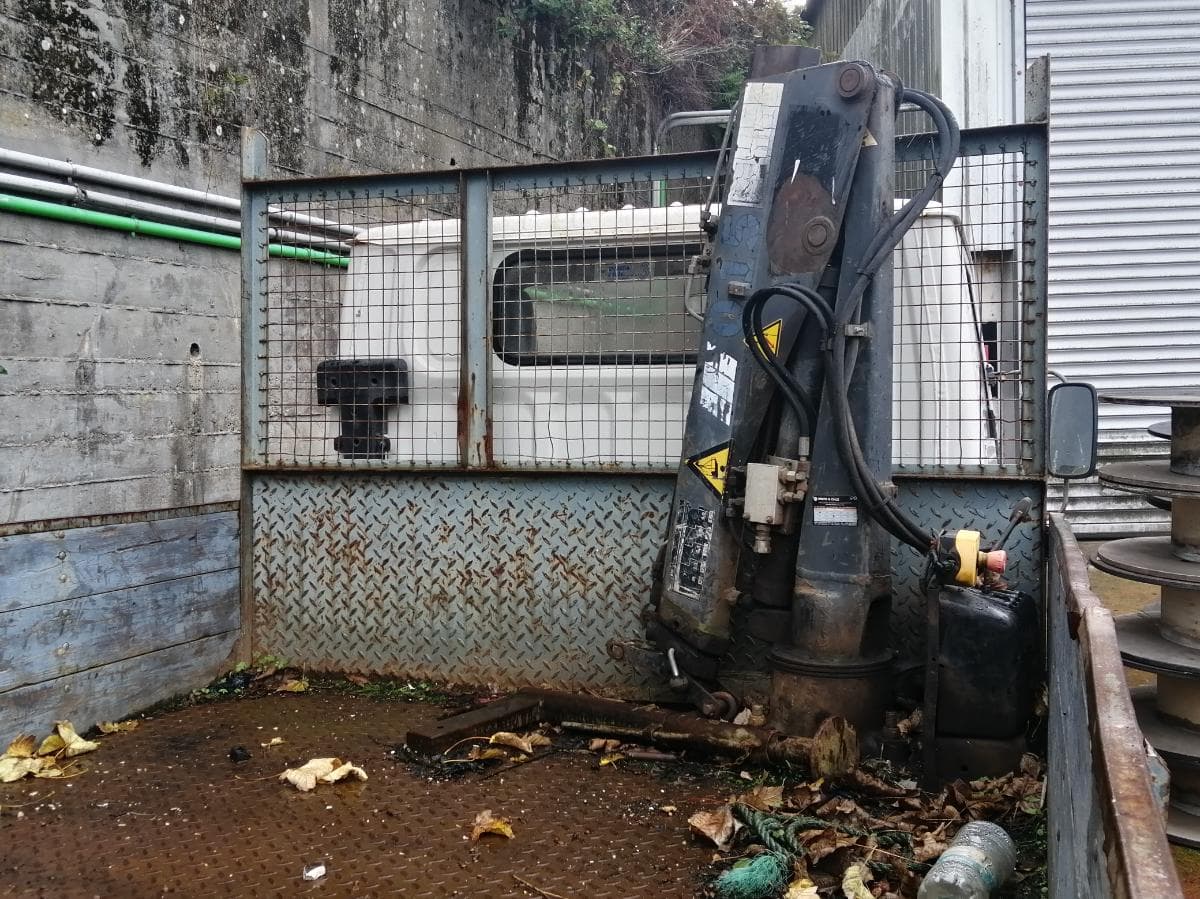 Mitsubishi Canter c/ grua — imagem 5