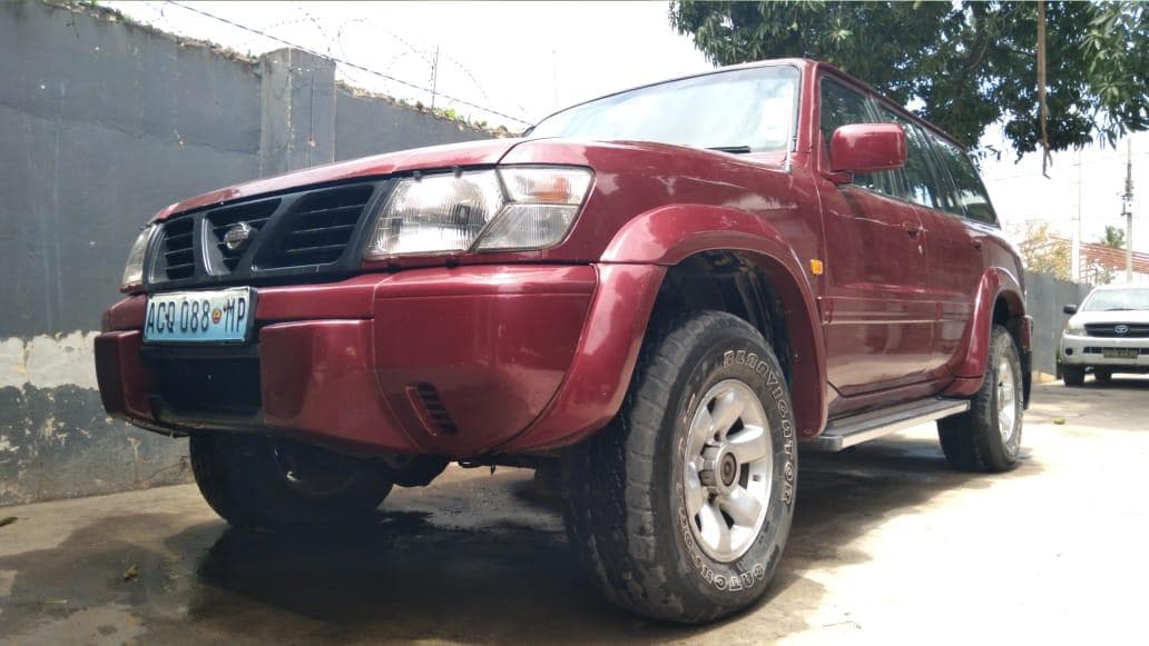 Nissan Patrol 3.0Di · — imagem 8