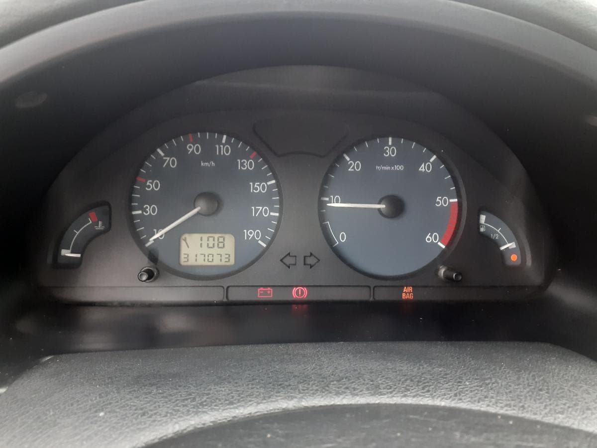 Citroën Saxo 1.5 D · Ano 2001 — imagen 10