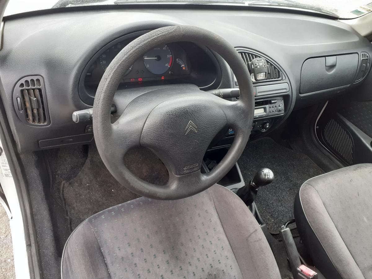 Citroën Saxo 1.5 D · Ano 2001 — imagen 14