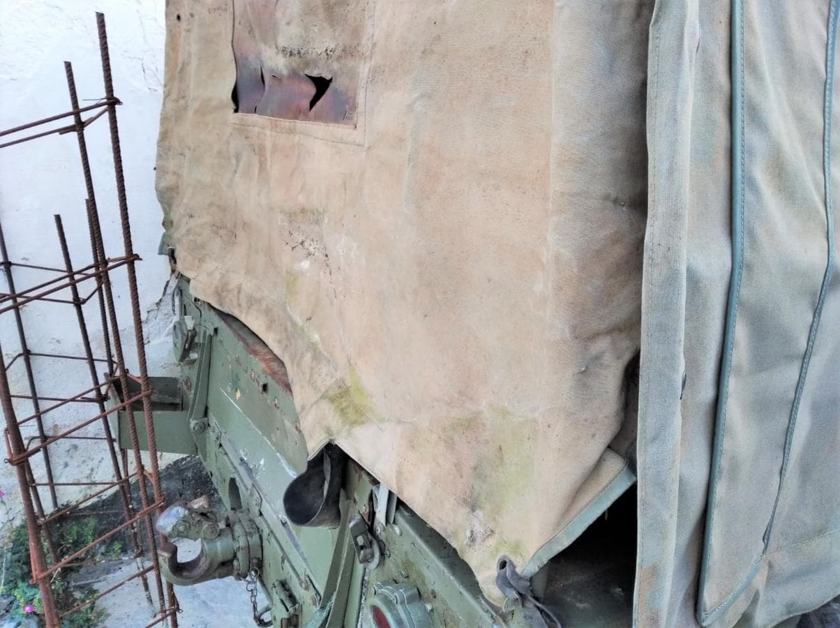 Land Rover 109 Santana Militar — image 9