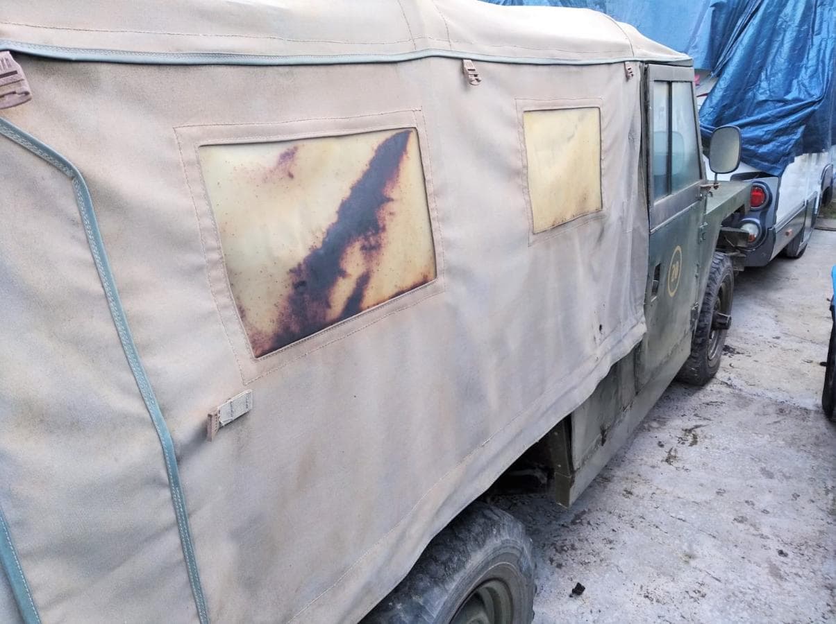 Land Rover 109 Santana Militar — image 7