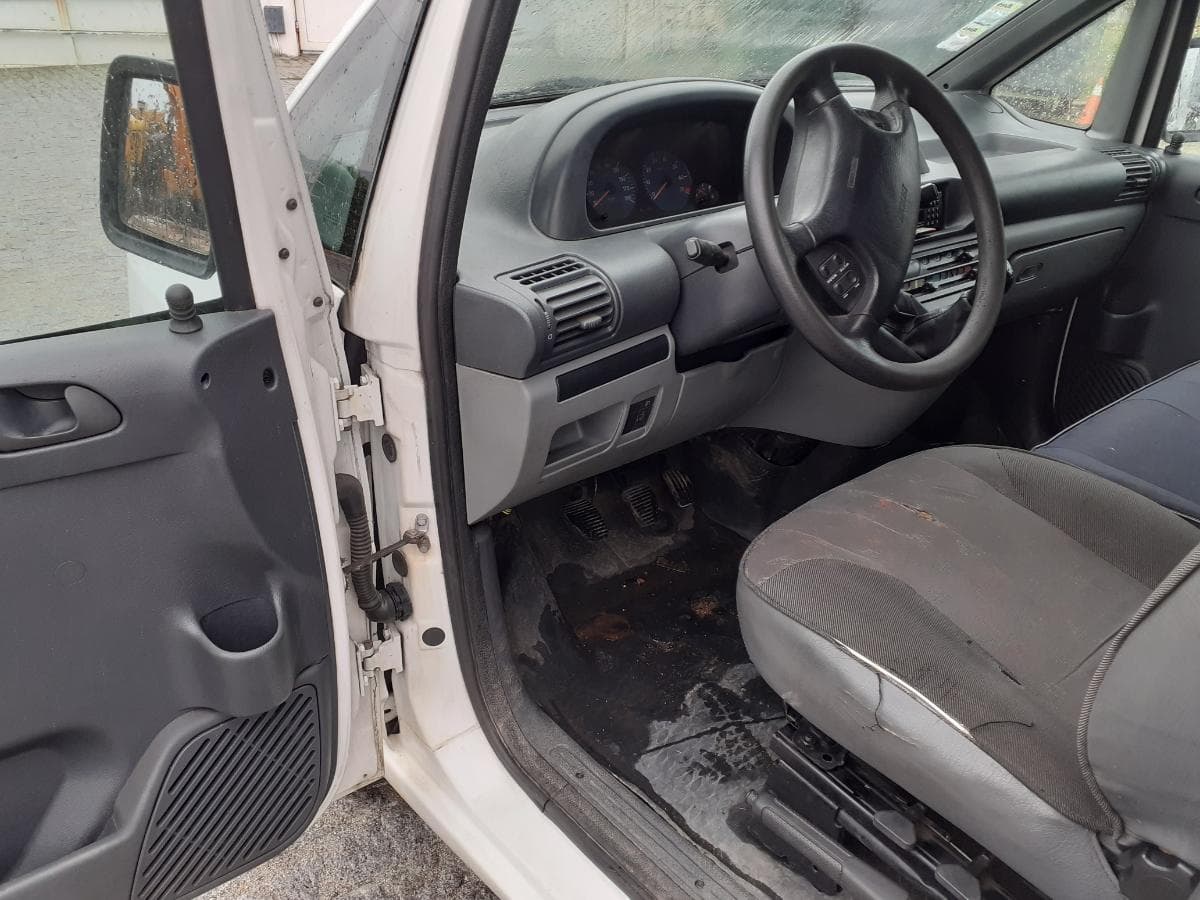 Fiat Scudo 1.9 D · Ano 2002 — imagen 10