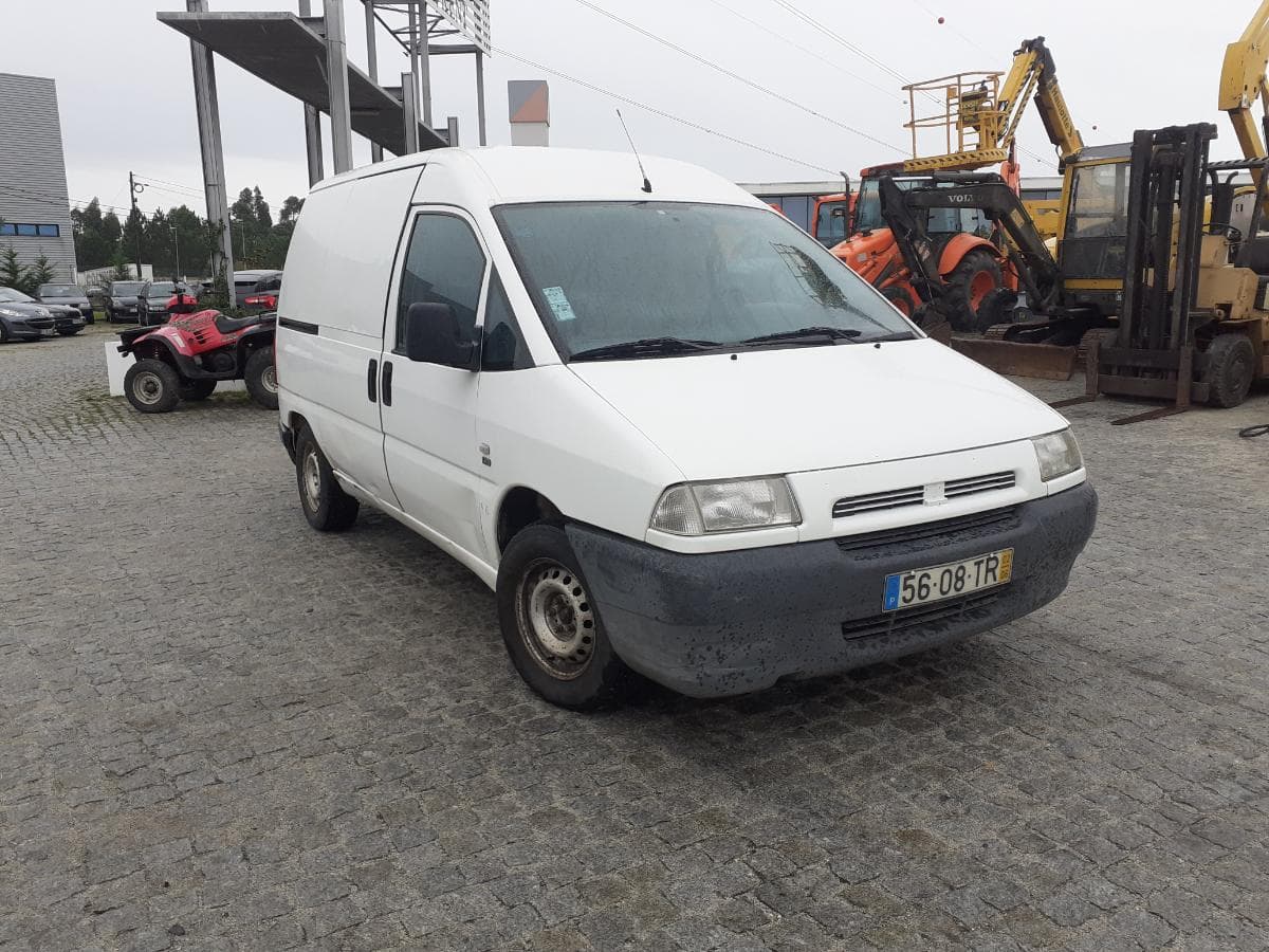 Fiat Scudo 1.9 D · Ano 2002